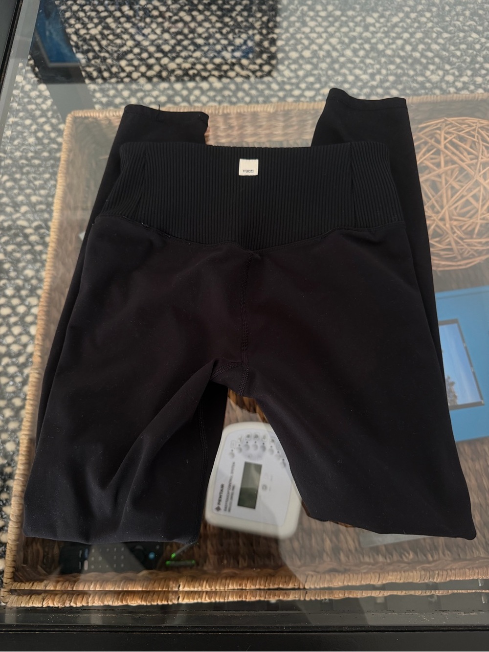 Vuori Black Rib-Waist leggings